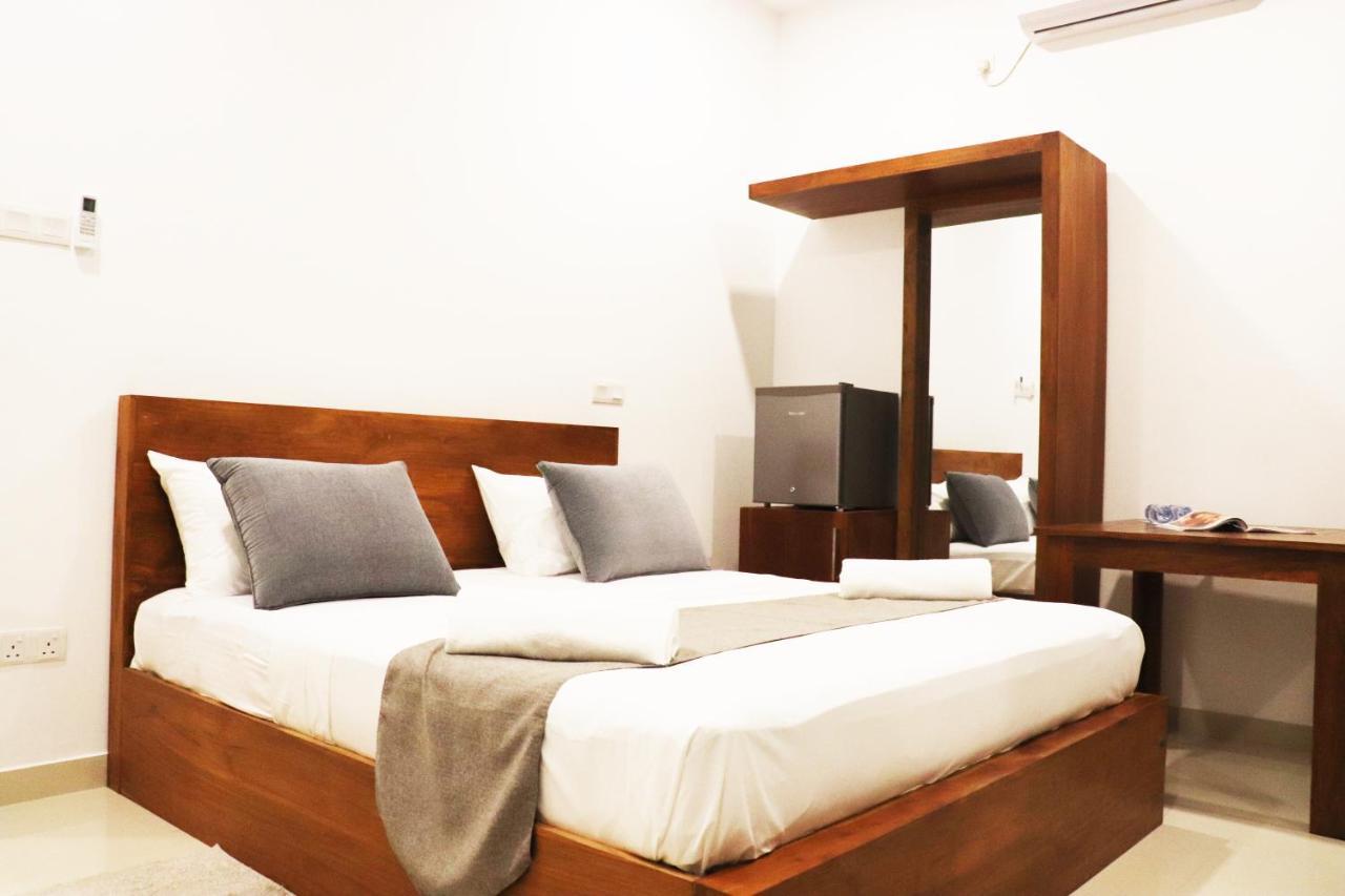 Marakolliya Beach Resort 탕갈레 외부 사진